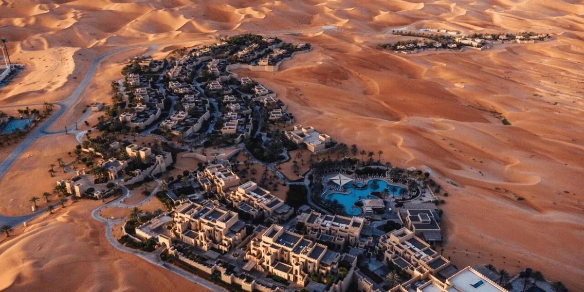 Abu Dhabi 2-min.webp